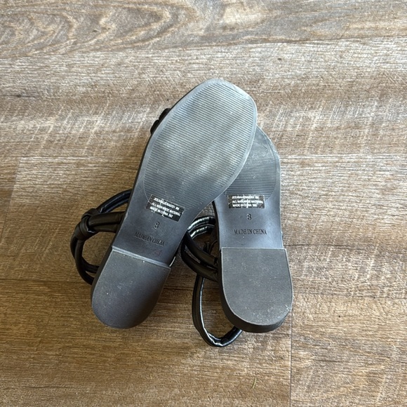 Steve Madden sandals vegan leather ankle straps stud sandals - Picture 7 of 7